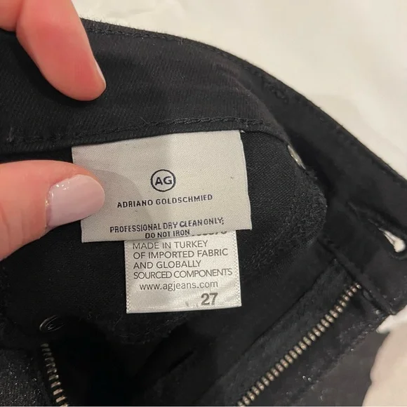 NWT - AG Farrah Skinny Jeans Size 27 in Gunmetal